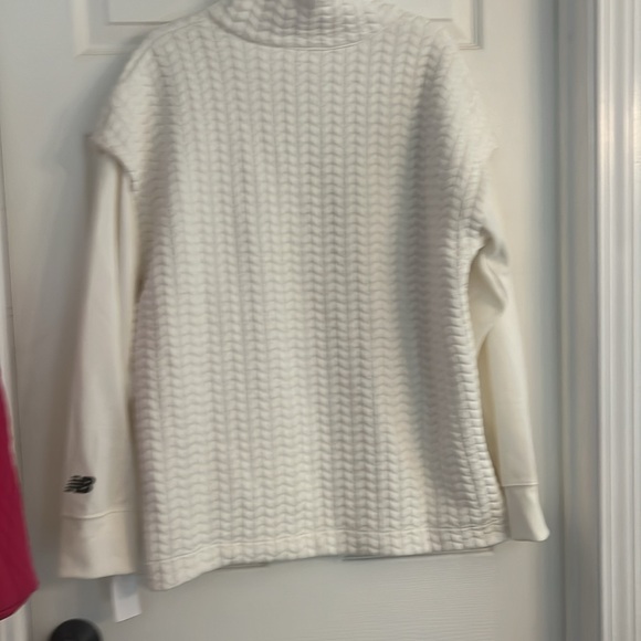 NWT! New Balance Nb Heatloft Quilted Sweatshirt Size Large Ivory/Cream - Picture 4 of 4